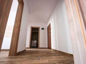 Apartament 2 Camere 10Min Metrou Aparatori - imagine 2