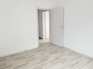 Apartament 2 camere, 5 minute metrou - imagine 3