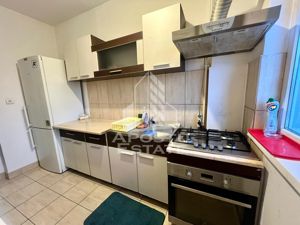 Apartament cu 2 camere, etaj intermediar, zona Lipovei - imagine 5