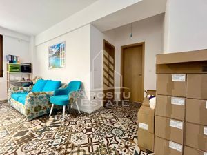 Apartament cu 2 camere, terasa 124mp, zona Torontalului - imagine 3