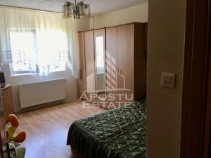 Apartement cu o camera, decomandat, zona Olimpia-Stadion - imagine 2