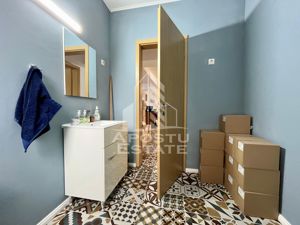 Apartament cu 2 camere, terasa 124mp, zona Torontalului - imagine 8