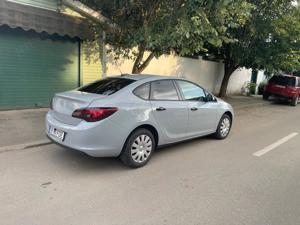 Opel Astra 1.6  ECOTEC Enjoy Aut. 2017 unic proprietar 6900 Euro - imagine 4