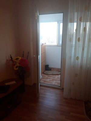 Apartament cu 3 camere, decomandat, et 2/10, Lacul Tei-Parc - imagine 7