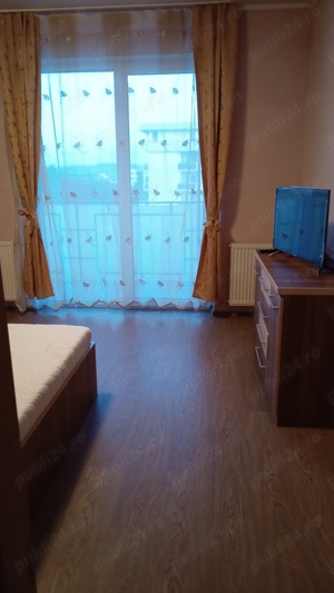 Inchiriez apartament 3 camere Sibiu  - imagine 3