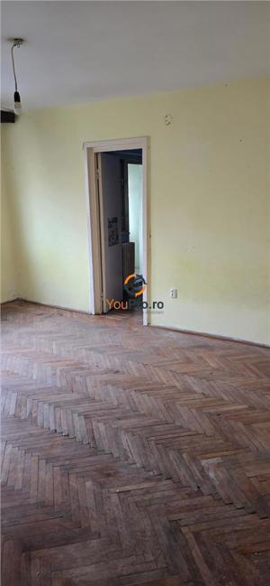 Apartament cu 2 camere etaj 3 zona Sagului - imagine 2