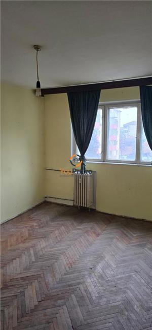 Apartament cu 2 camere etaj 3 zona Sagului