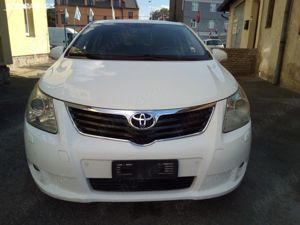 Toyota Avensis 2011 , 2.2 D4D - imagine 1