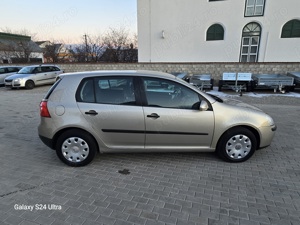 Volkswagen Golf 1,6 benzina , 102 CP - imagine 15