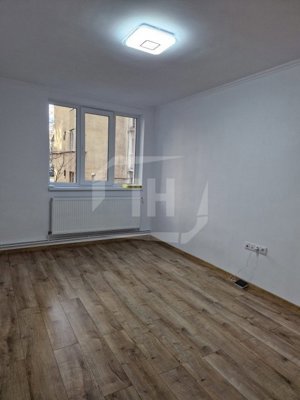 Apartament 3 camere, renovat, strada Horea - imagine 2