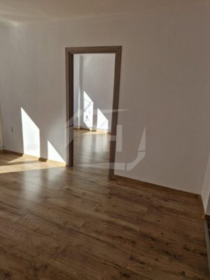 Apartament 3 camere, renovat, strada Horea - imagine 7