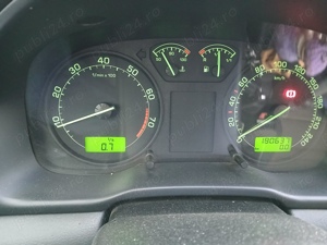 Vand Skoda Octavia Combi Tour - imagine 4 Vand Skoda Octavia Combi Tour - imagine 4