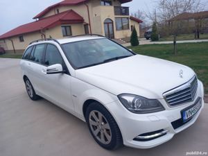 Vând Mercedes C250 