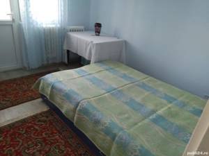 închiriez apartament 3 camere decomandat mobilat, centrală termică nouă, izolat termic,utilat. - imagine 6