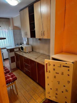 de vanzare garsoniera - imagine 5