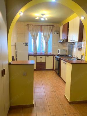 Apartament 3 camere mobilat si utilat .Centru , Tg Cucu - imagine 7