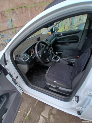 Vand Ford Focus 2011, 1.6 benzina - imagine 2