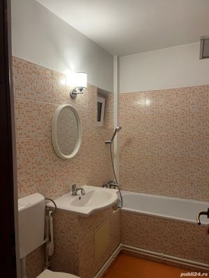 Vand apartament cu 3 camere - imagine 9