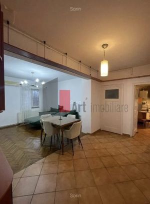 APARTAMENT DE 3 CAMERE - imagine 3