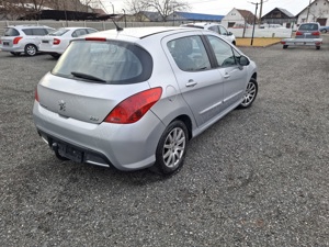 Peugeot 308 , 1.4i an 2011, posibil GARANTIE si RATE !! - imagine 3