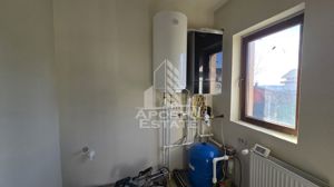 Casa spatioasa cu 7 camere si 3 bai, Giarmata - imagine 9