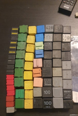 Releu relee auto originale Mercedes Bmw Ford Renault Vw Skoda Audi Fiat Peugeot Citroen diferite cod - imagine 2