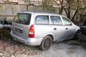 dezmembrez opel astra h motor 1,7 - 1,9 cdti insignia corsa c d astra g meriva signium vectra c - imagine 9