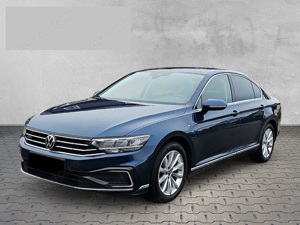 VW Passat 1.4 GTE, berlină, Virt. Cockp., încălz. scaune, 360 gr., panoramic