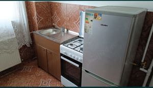 Apartament 3 camere Vlahuță semi mobilat - imagine 2