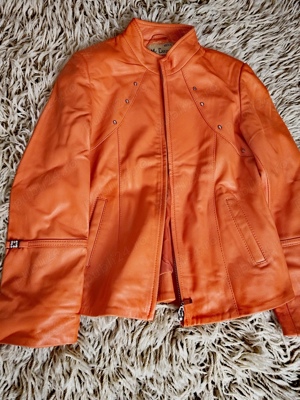 Geaca cool XS piele portocalie,pt fete.