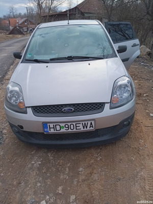 Se vinde Ford Fiesta 2005 - imagine 3 Se vinde Ford Fiesta 2005 - imagine 3