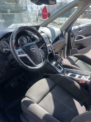 Opal Zamfira tourer 5 locuri  - imagine 7