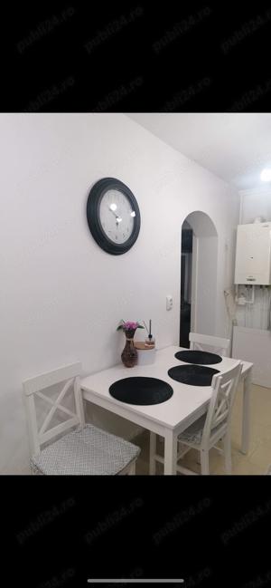 Închiriez apartament 3 camere Deva