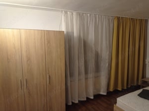 Pers fizica închiriez casa 3 camere in zona Balcescu  - imagine 5