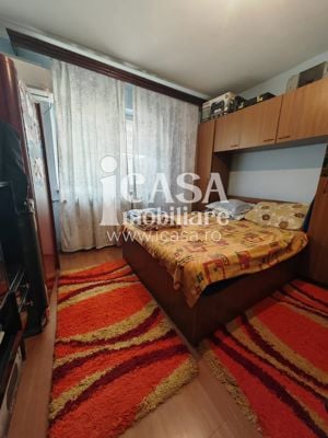 Apartament 2 camere, decomandat, Rovine