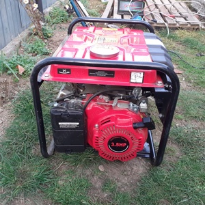 Vând un generator pe benzină. Luat de nou. - imagine 3
