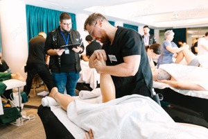 Masaj relaxare ,decontracturant-muscular,anticelulitic,reflexogen - imagine 5