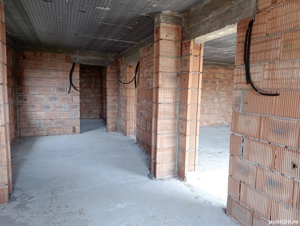 Casa la rosu, Tupilati  - imagine 10