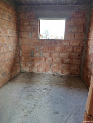 Casa la rosu, Tupilati  - imagine 2