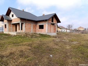 Casa la rosu, Tupilati  - imagine 8