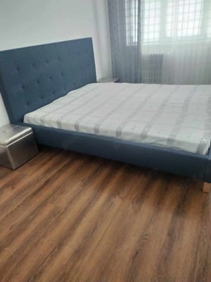 Închiriez apartament cu două camere în Alexandru cel Bun