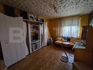 Apartament 3 camere, 60 mp, zona Cugir - imagine 5