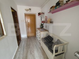 Apartament 3 camere, 60 mp, zona Cugir - imagine 3