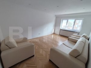 Apartament 3 camere, 63 mp, zona Cugir