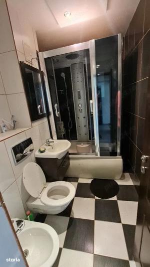 Vând set complet baie compus din vas wc+rezervor încastrat, bideu și lavoar. Totul la 600 lei