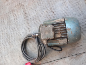 Vand motor electric trifazic - imagine 2