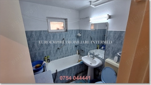 Apartament de vanzare in Constanta, Centru - 3 camere decomandat - imagine 9