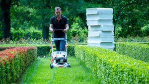 Angajez personal spații verzi 5500 de lei 