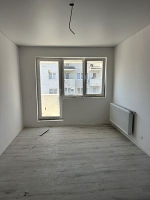 Apartament 3 Camere BL NOU - imagine 3