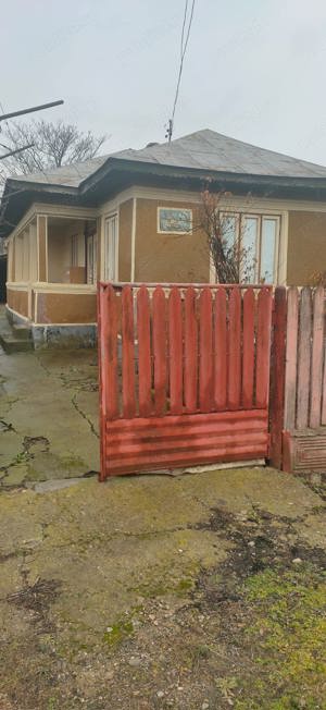 Casa de vanzare in comuna Glodeanu Sarat, judetul Buzau - imagine 3